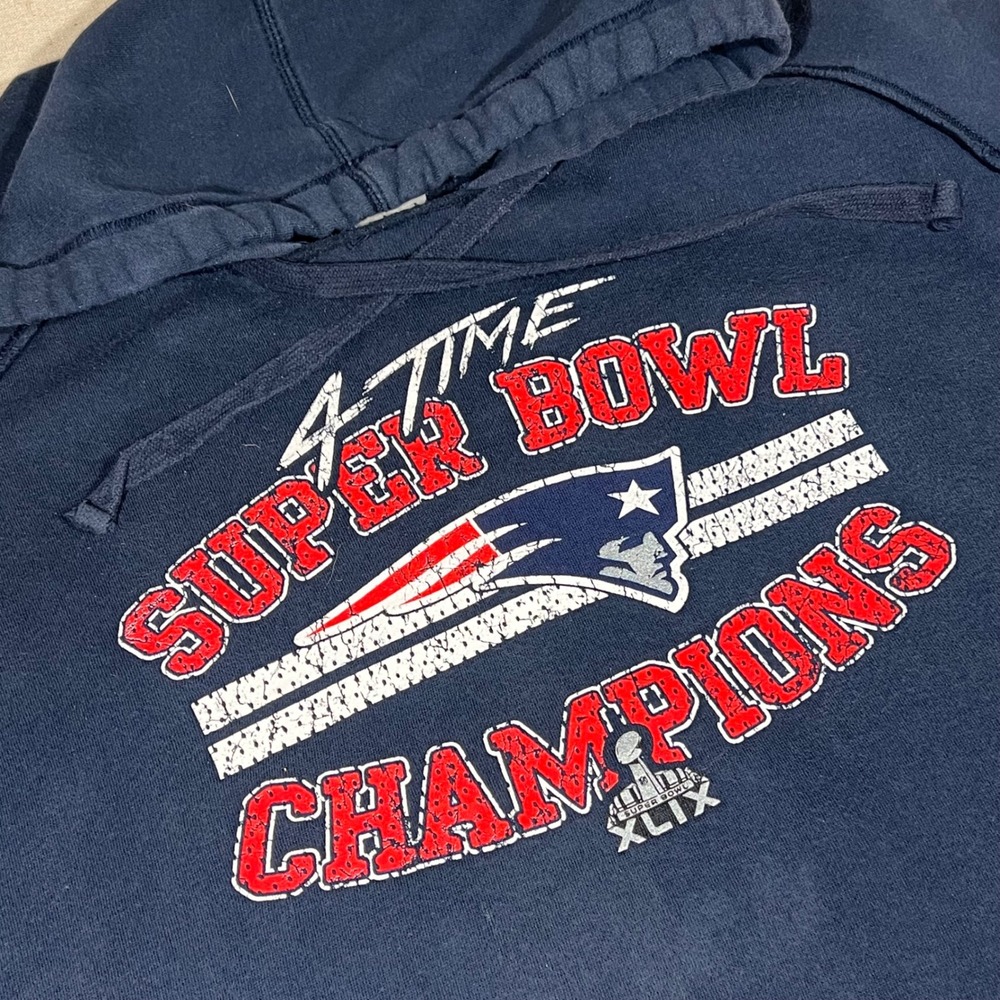 New‎ England Patriots Hoodie Womens NFL Team Apparel 4 Time Super Bowl Champions